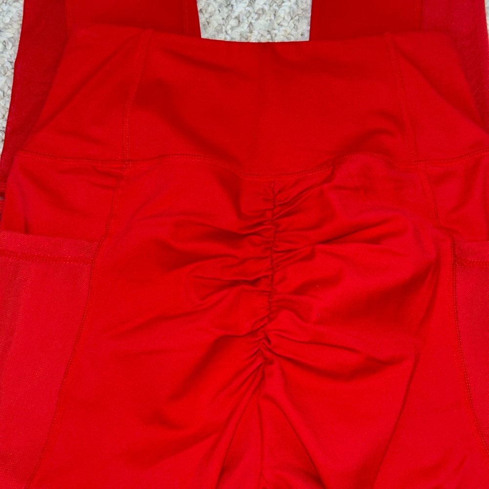 NEW Dance2Fit Fit Booty High Waisted Ruby Red & Floral Workout Outfit - Picture 10 of 15